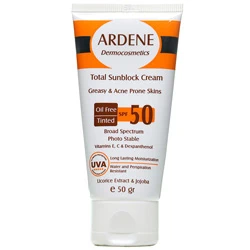 کرم ضد آفتاب فاقد چربی رنگی SPF50