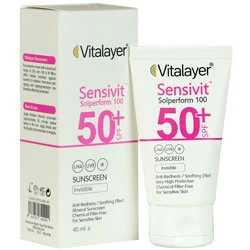 کرم ضد آفتاب پوست حساس ویتالیر SPF50